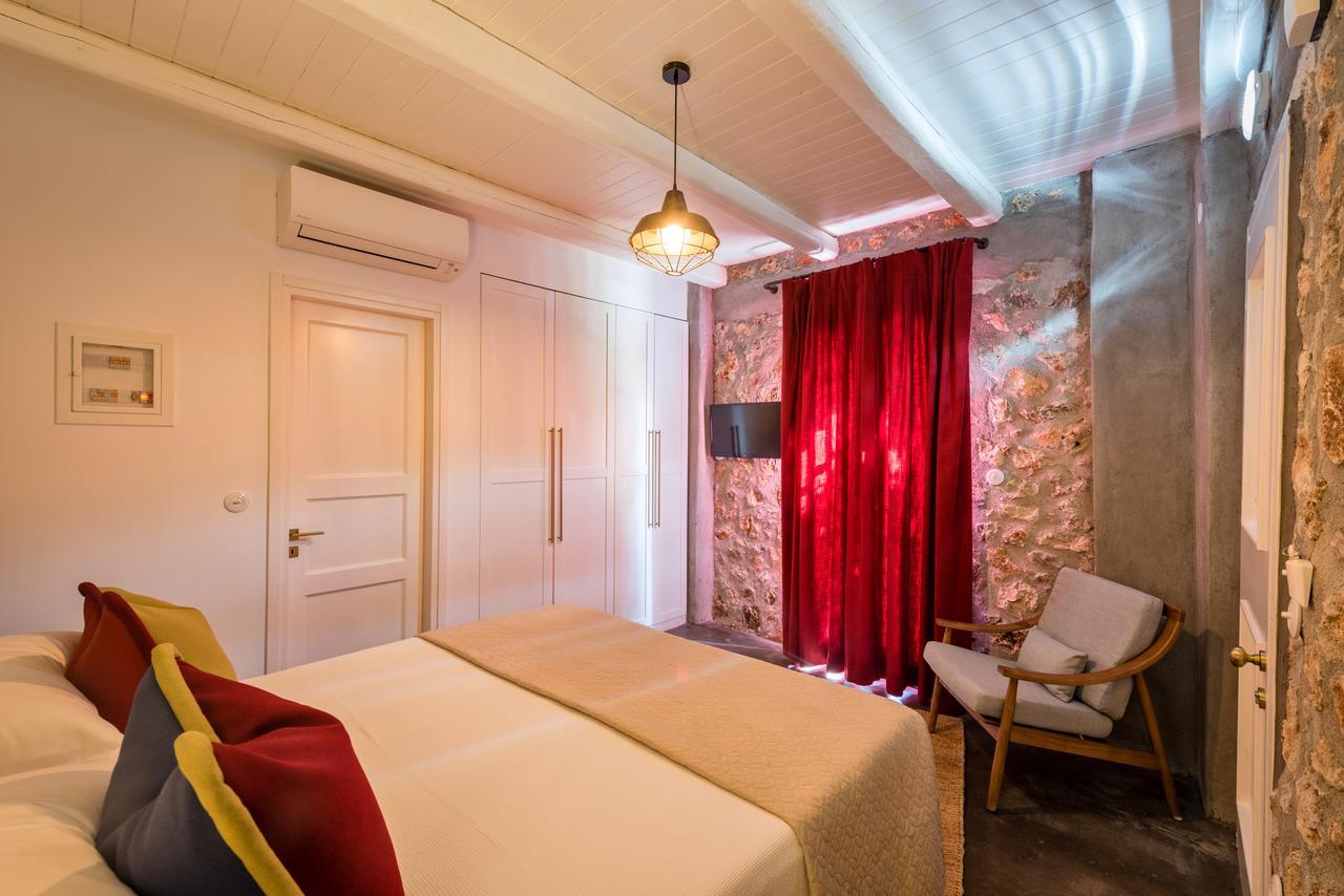 North Point Rooms Antipata エクステリア 写真